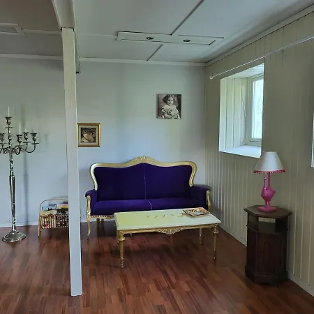 Vendégház Nydelig Beliggenhet, Fjord Utsikt - Elegant Rom *